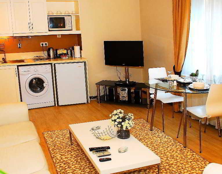 La Palace Suites Sisli Istanbul Exterior foto