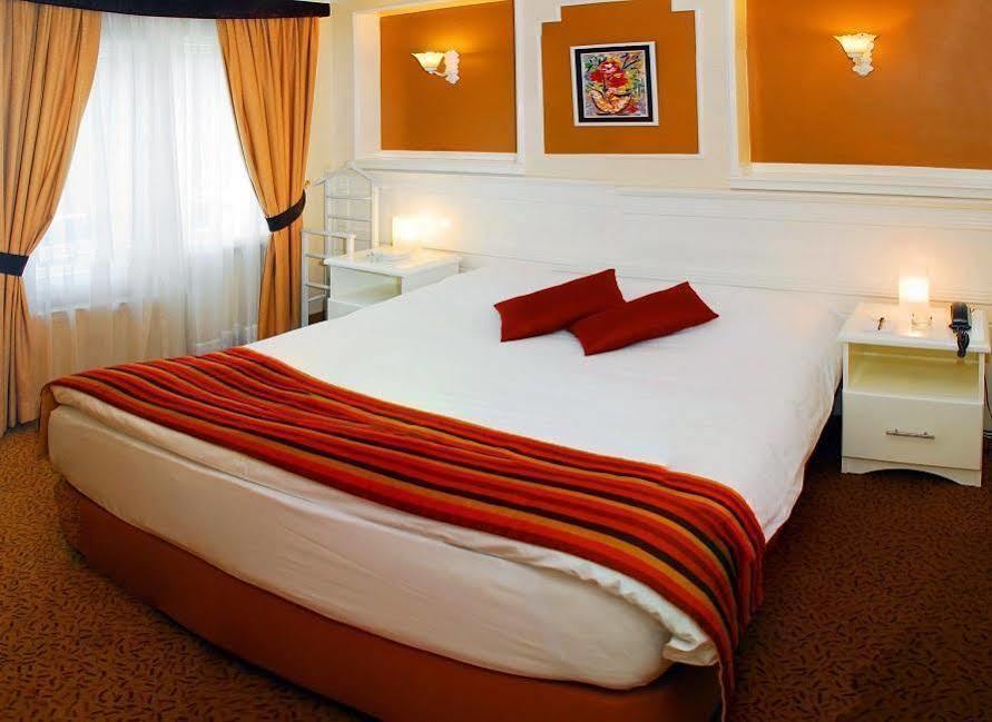 La Palace Suites Sisli Istanbul Exterior foto
